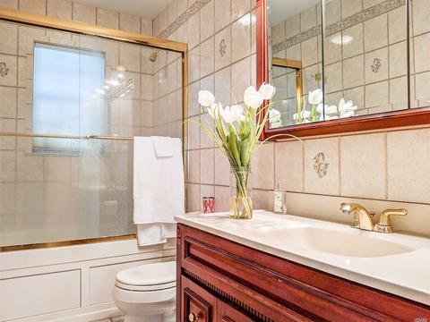 1935 Crane Ave, Cincinnati, OH 45207 photo 12
