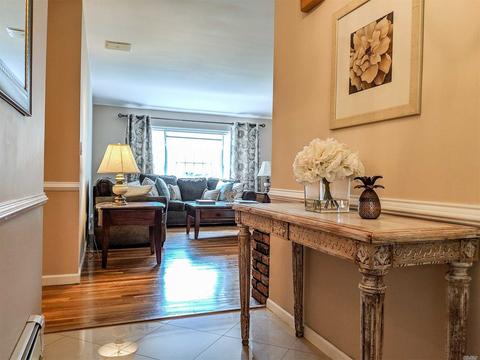 1935 Crane Ave, Cincinnati, OH 45207 photo 4