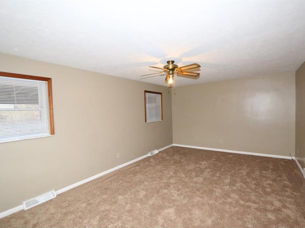 9055 Eldora Dr, Cincinnati, OH 45236 photo 4