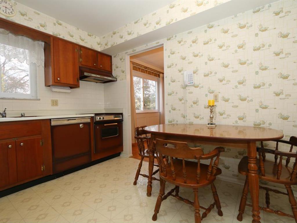 1118 Meadowind Ct, Cincinnati, OH 45231 photo 11