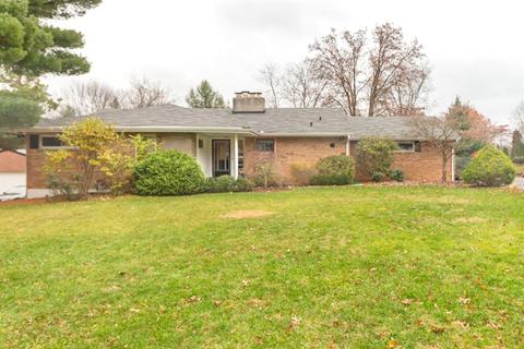 2043 Arrowood Pl, Cincinnati, OH 45231 photo 1