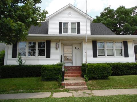 110 Wright St, Blanchester, OH 45107 photo 3