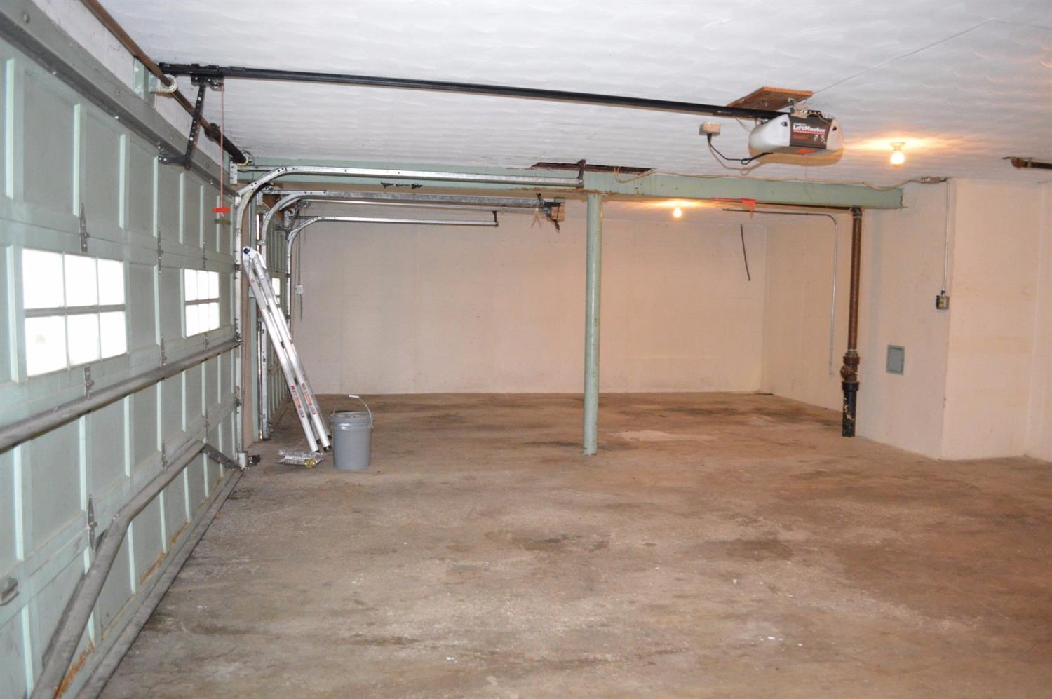 6966 Harrison Ave, Cincinnati, OH 45247 photo 4