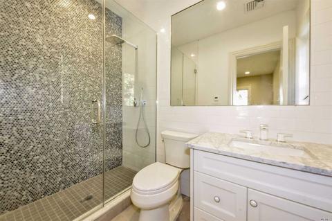 1695 Hilltree Dr, Cincinnati, OH 45255 photo 9