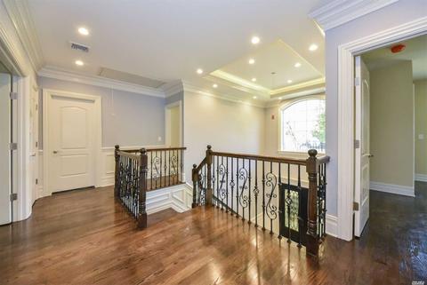 1695 Hilltree Dr, Cincinnati, OH 45255 photo 7