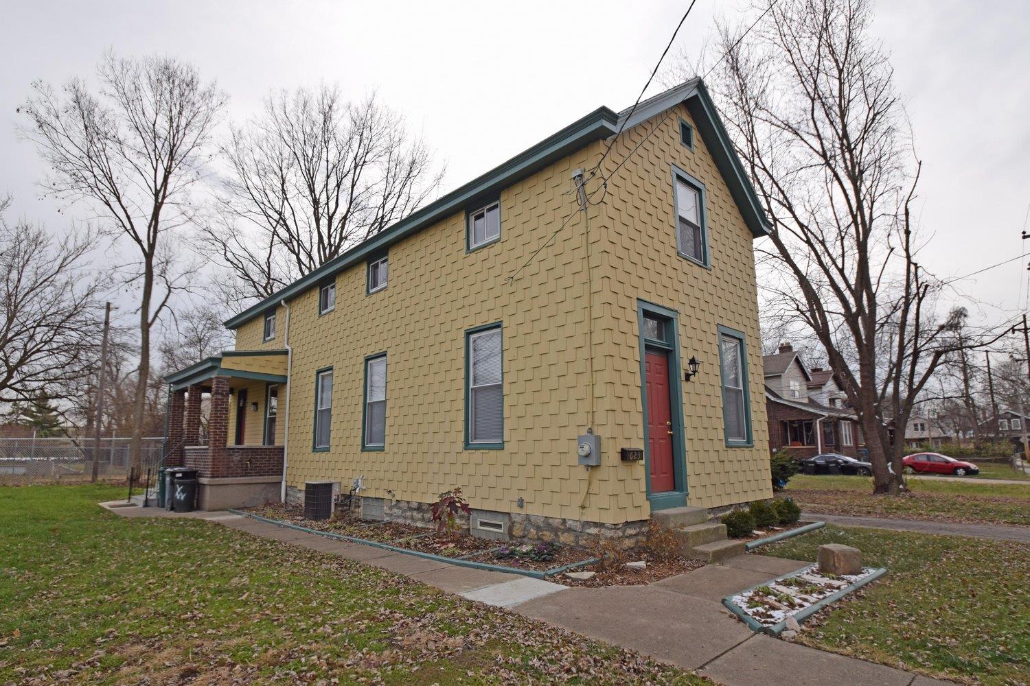623 Orient Ave, Cincinnati, OH 45232 photo 2