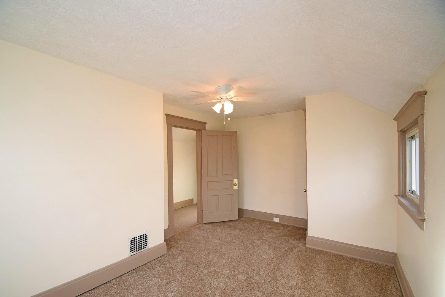 623 Orient Ave, Cincinnati, OH 45232 photo 21