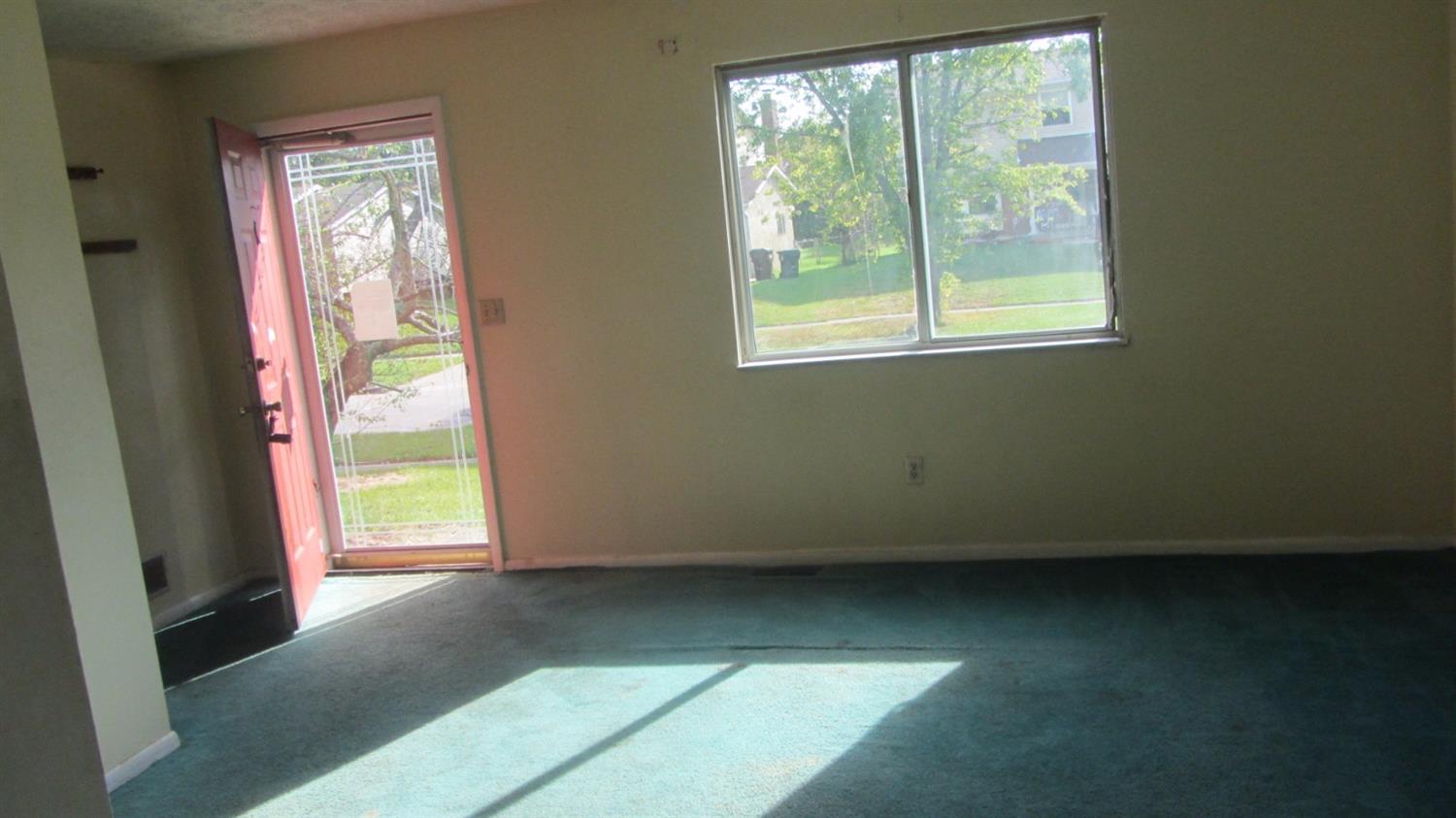 966 Smiley Ave, Forest Park, OH 45240 photo 3