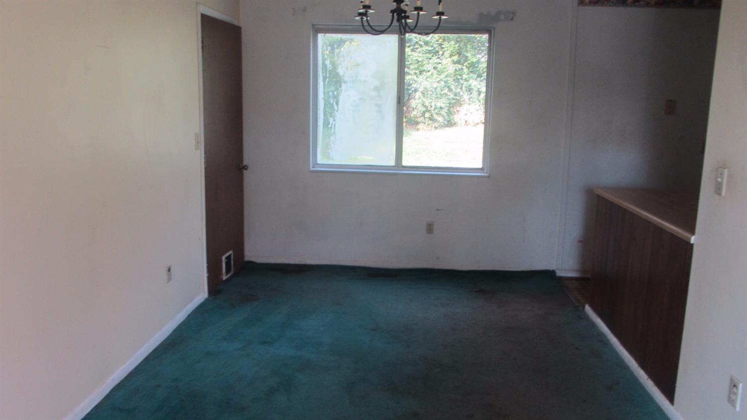 966 Smiley Ave, Forest Park, OH 45240 photo 4
