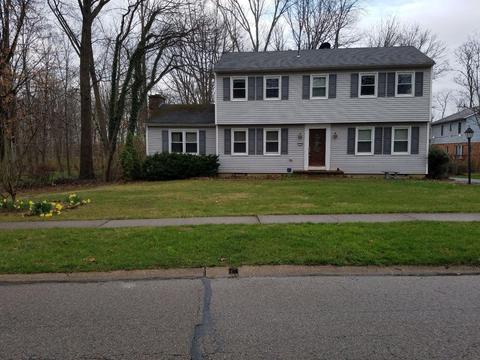 1959 Greenpine Dr, Cincinnati, OH 45231 photo 2