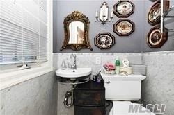 1959 Greenpine Dr, Cincinnati, OH 45231 photo 12