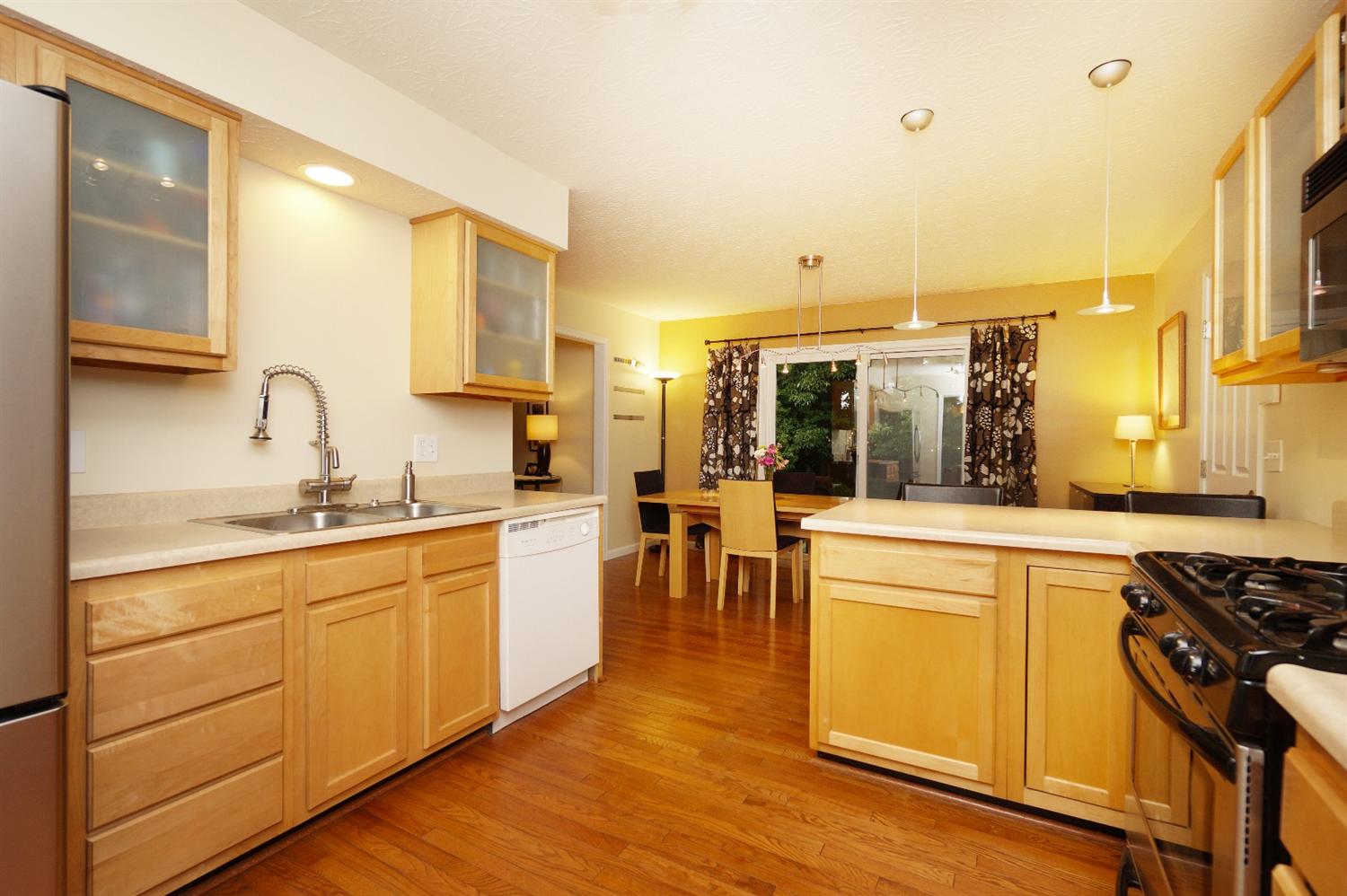 1147 Stableview Cir, Hamilton Township, OH 45039 photo 6