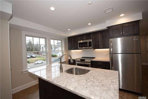 435 Napa Ct, Cincinnati, OH 45255 photo 2