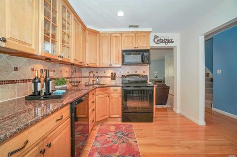 3331 Hackberry St, Cincinnati, OH 45207 photo 6