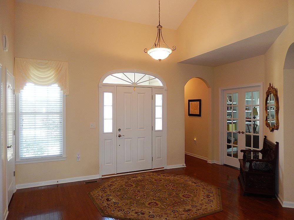 1735 Calm Stream Ln, Hamilton Township, OH 45039 photo 2