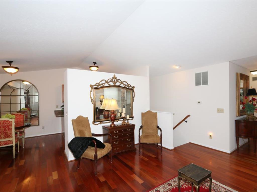 6563 Silverfox Dr, Cincinnati, OH 45230 photo 4