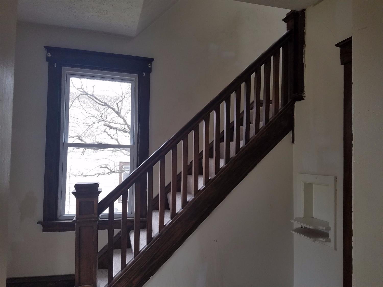 1741 Adams Rd, Mount Healthy, OH 45231 photo 2