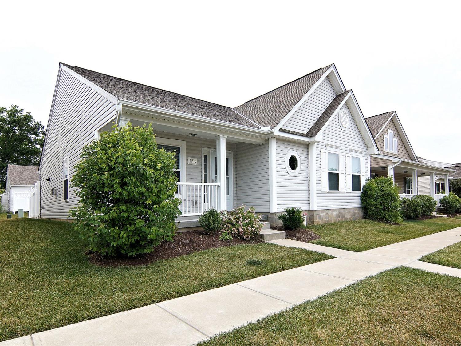4210 Gensen Loop, Cincinnati, OH 45245 photo 2