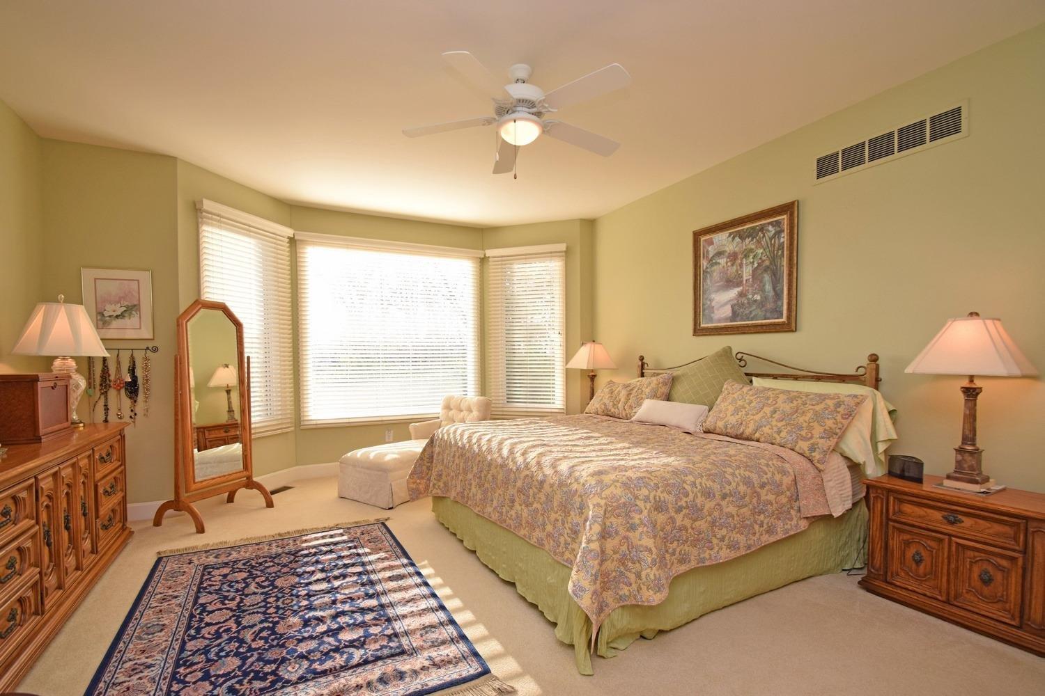 905 Old Course Ln, Cincinnati, OH 45245 photo 10