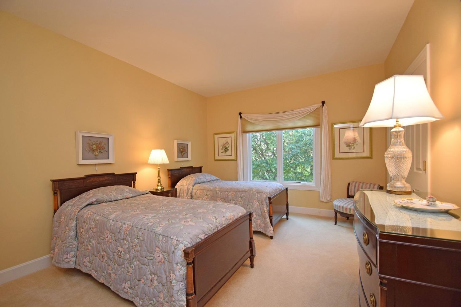 905 Old Course Ln, Cincinnati, OH 45245 photo 13