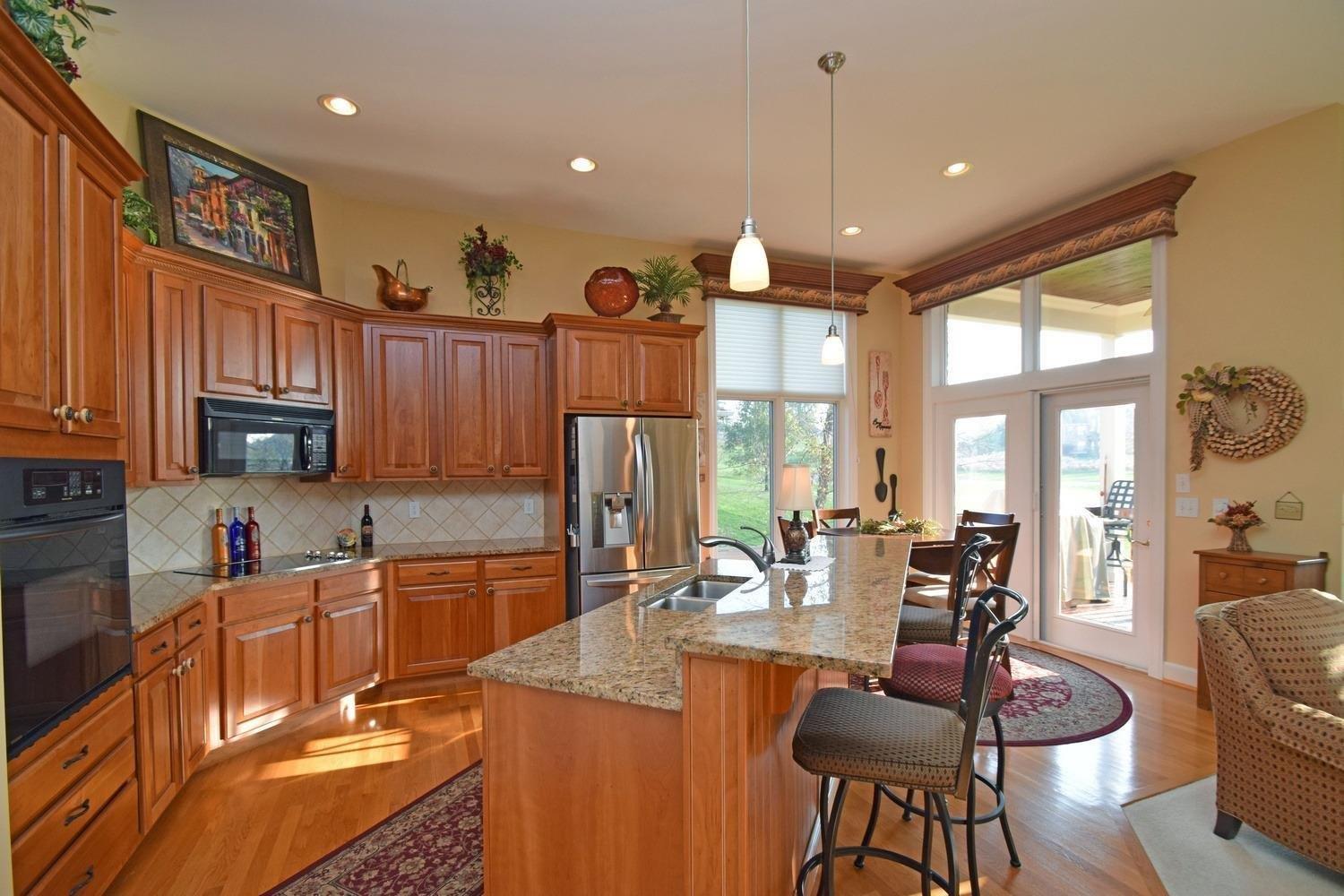 905 Old Course Ln, Cincinnati, OH 45245 photo 6