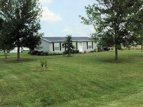 7598 Lyons Rd, Georgetown, OH 45121 photo 3