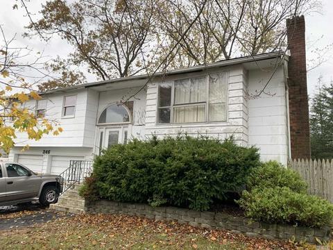 5330 Rawhide Ct, Cincinnati, OH 45238 photo 1