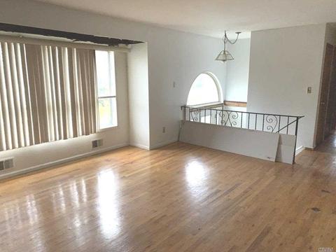 5330 Rawhide Ct, Cincinnati, OH 45238 photo 4