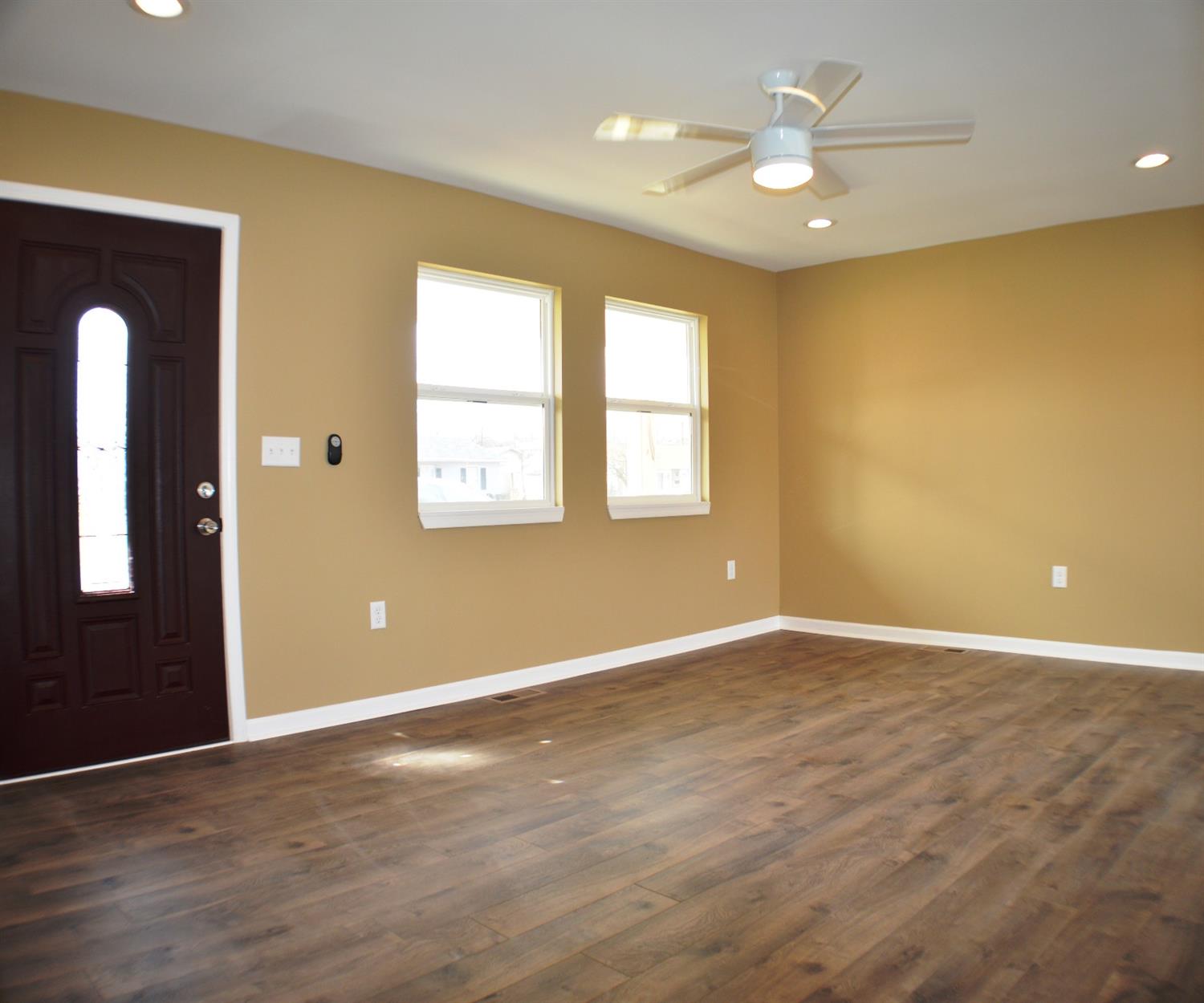 12026 Spalding Dr, Cincinnati, OH 45231 photo 3