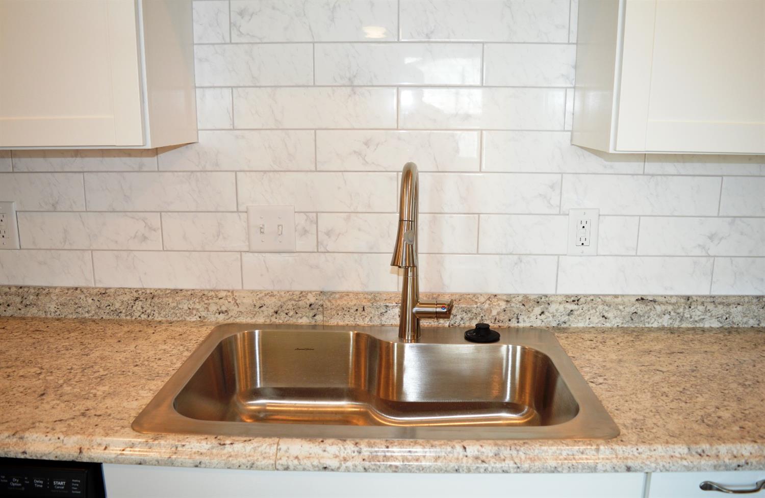 12026 Spalding Dr, Cincinnati, OH 45231 photo 9