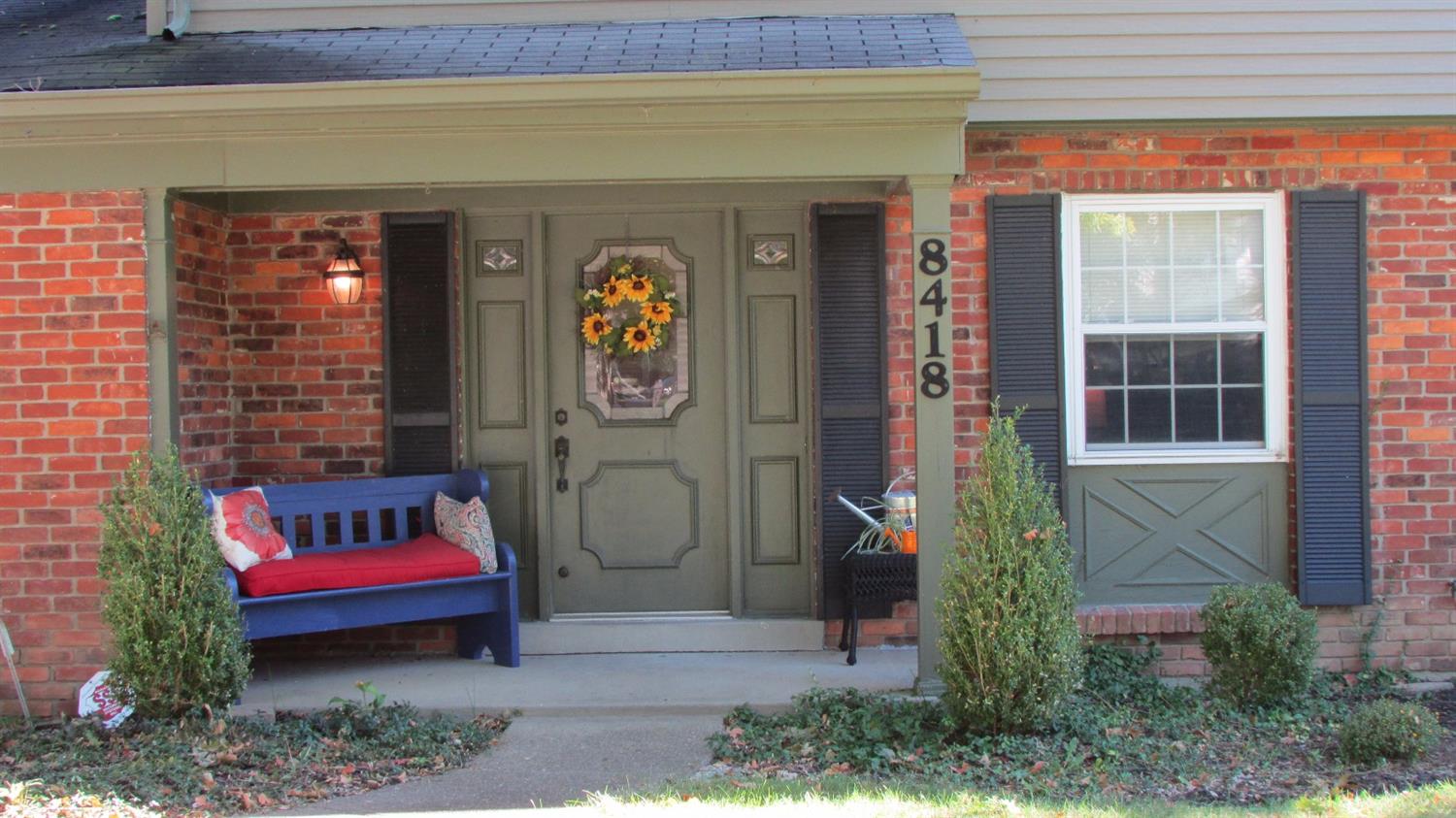 8418 Wetherfield Ln, Cincinnati, OH 45236 photo 2