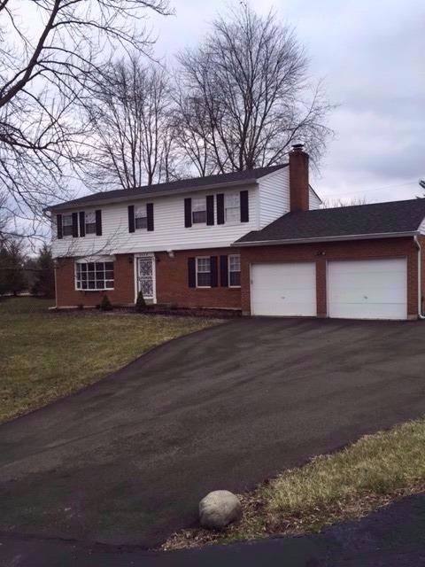 8618 Pond Ridge Dr, Maineville, OH 45039 photo 2