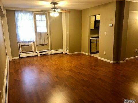 2571 Hazelcrest Ln, Cincinnati, OH 45231 photo 5