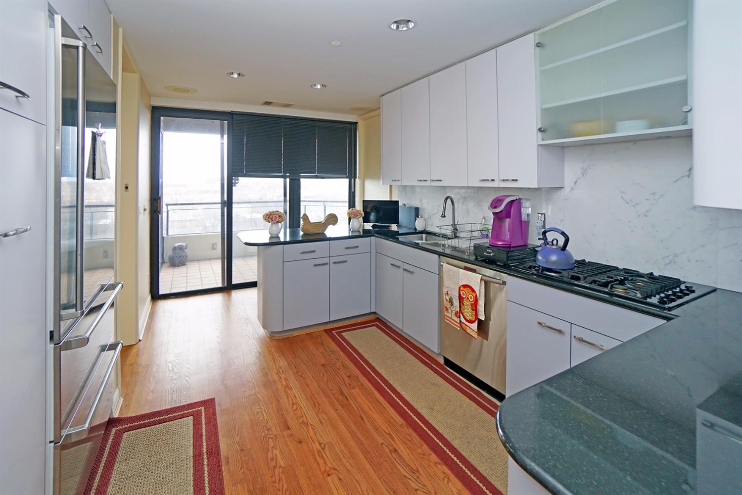 2121 Alpine Pl #1004, Cincinnati, OH 45206 photo 7