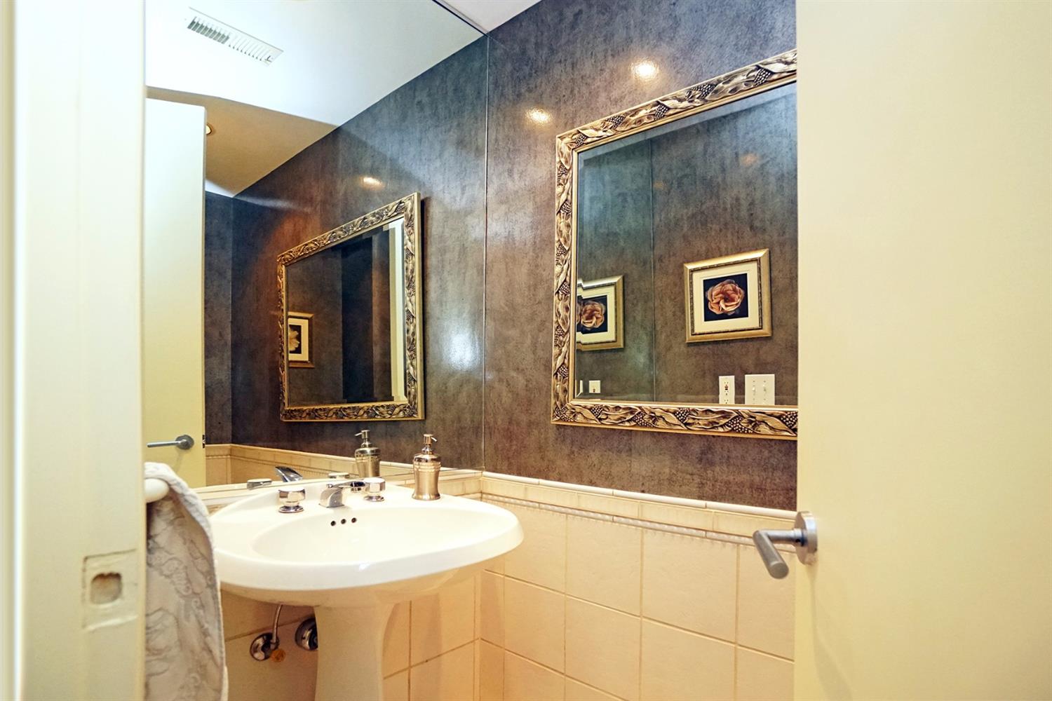 2121 Alpine Pl #1004, Cincinnati, OH 45206 photo 14