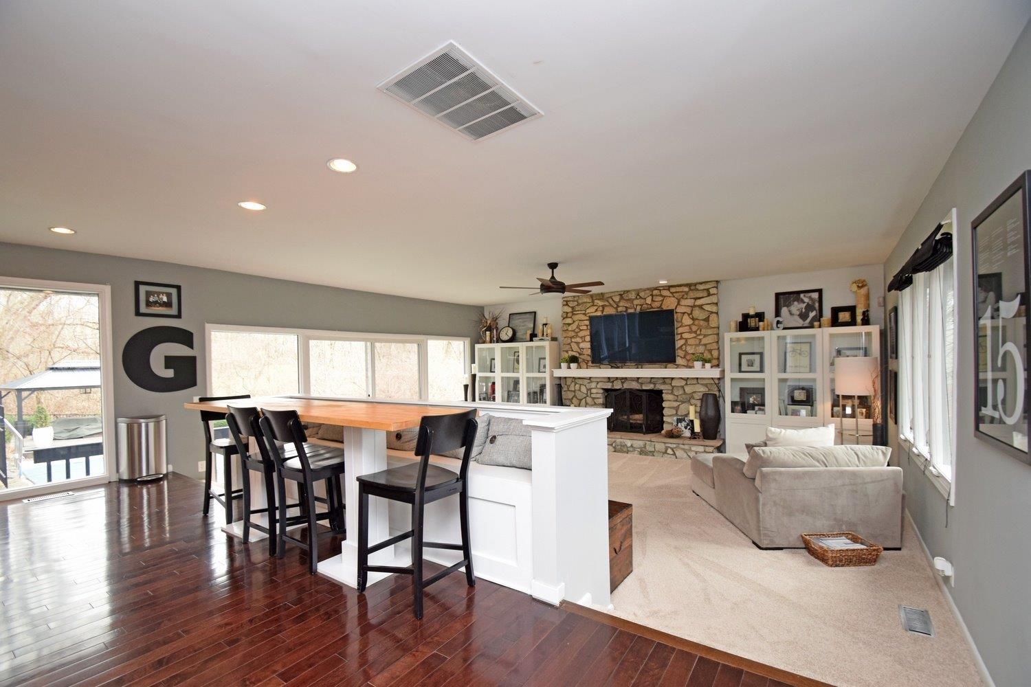 9438 Bluewing Ter, Blue Ash, OH 45241 photo 3