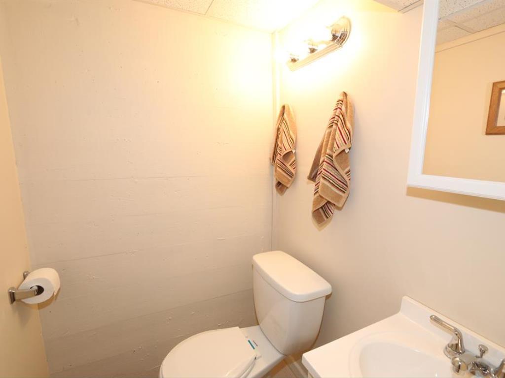 1089 Hempstead Dr, Cincinnati, OH 45231 photo 12