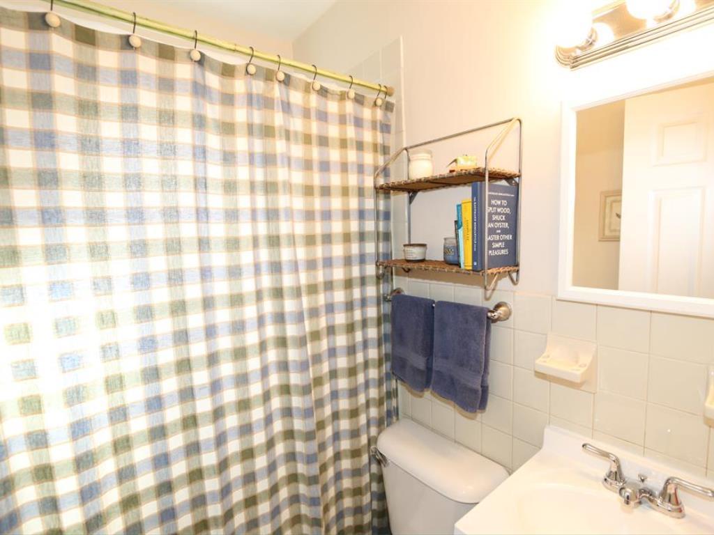 1089 Hempstead Dr, Cincinnati, OH 45231 photo 13