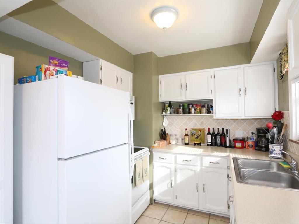 1089 Hempstead Dr, Cincinnati, OH 45231 photo 5