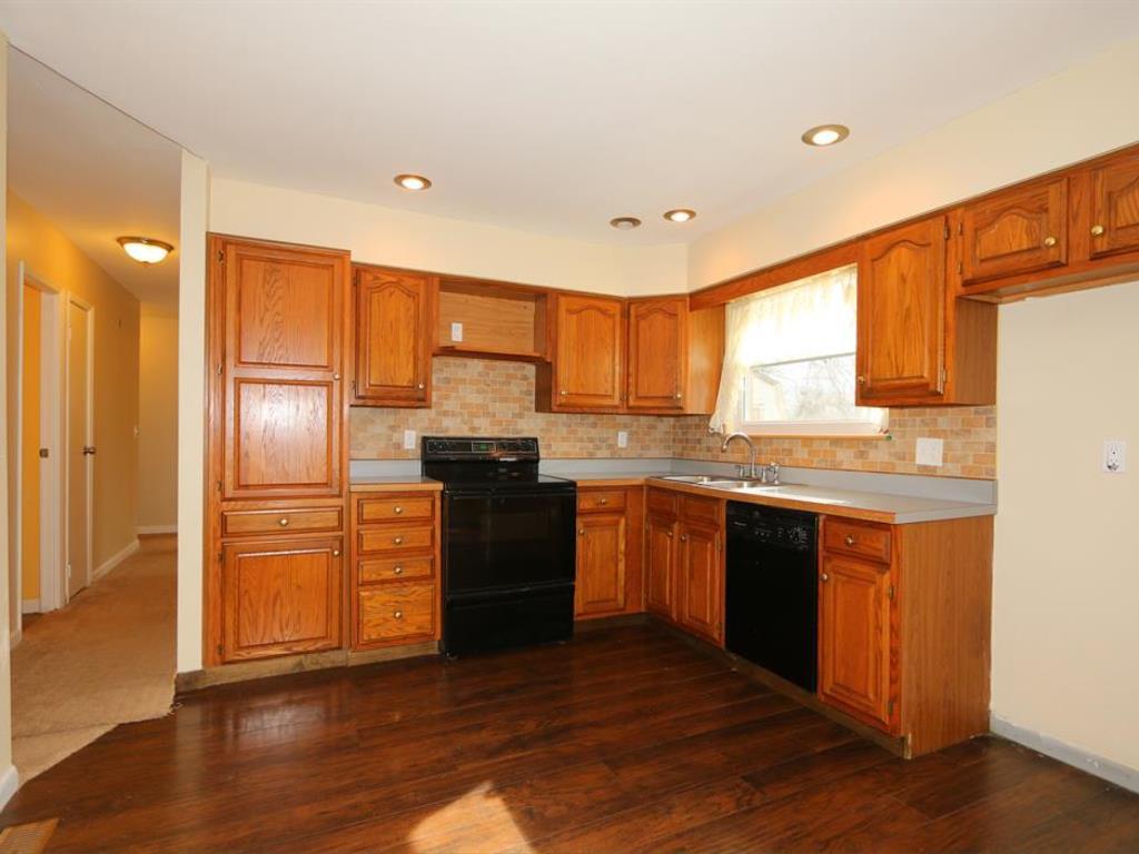 1023 Harkin Dr, Forest Park, OH 45240 photo 6