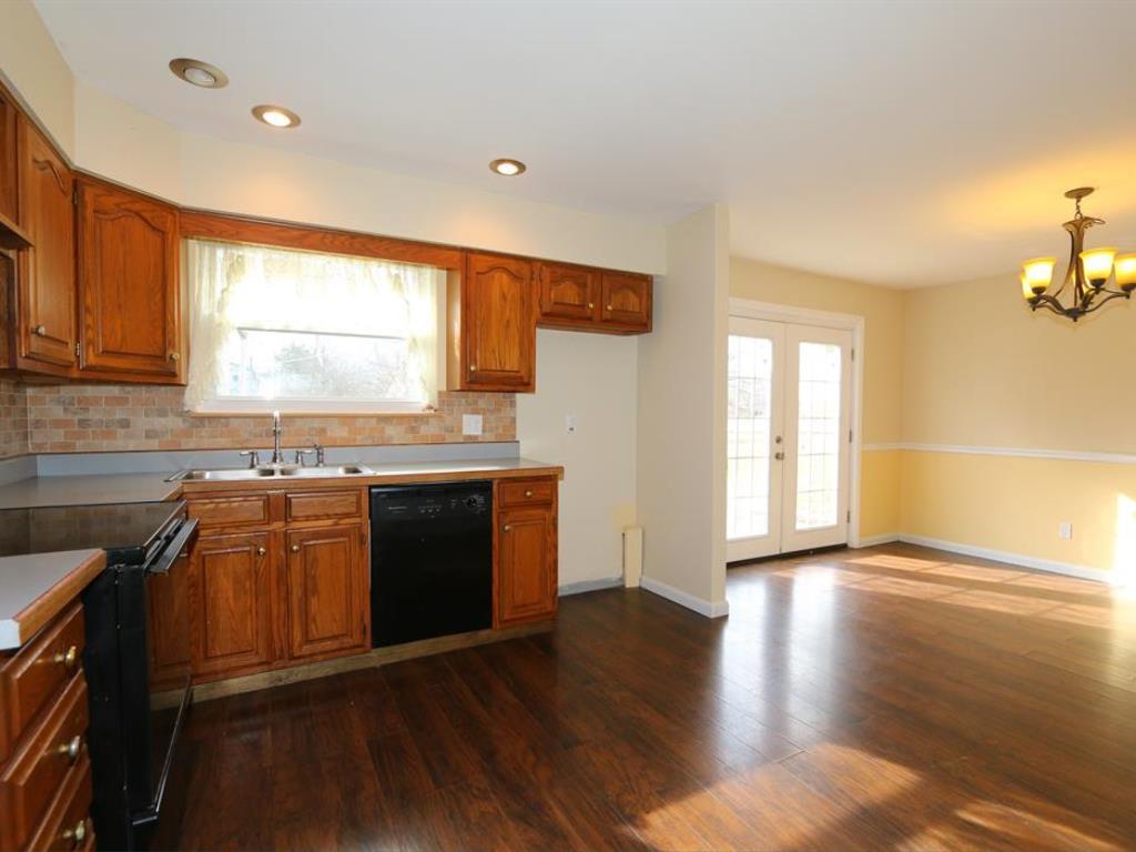 1023 Harkin Dr, Forest Park, OH 45240 photo 7