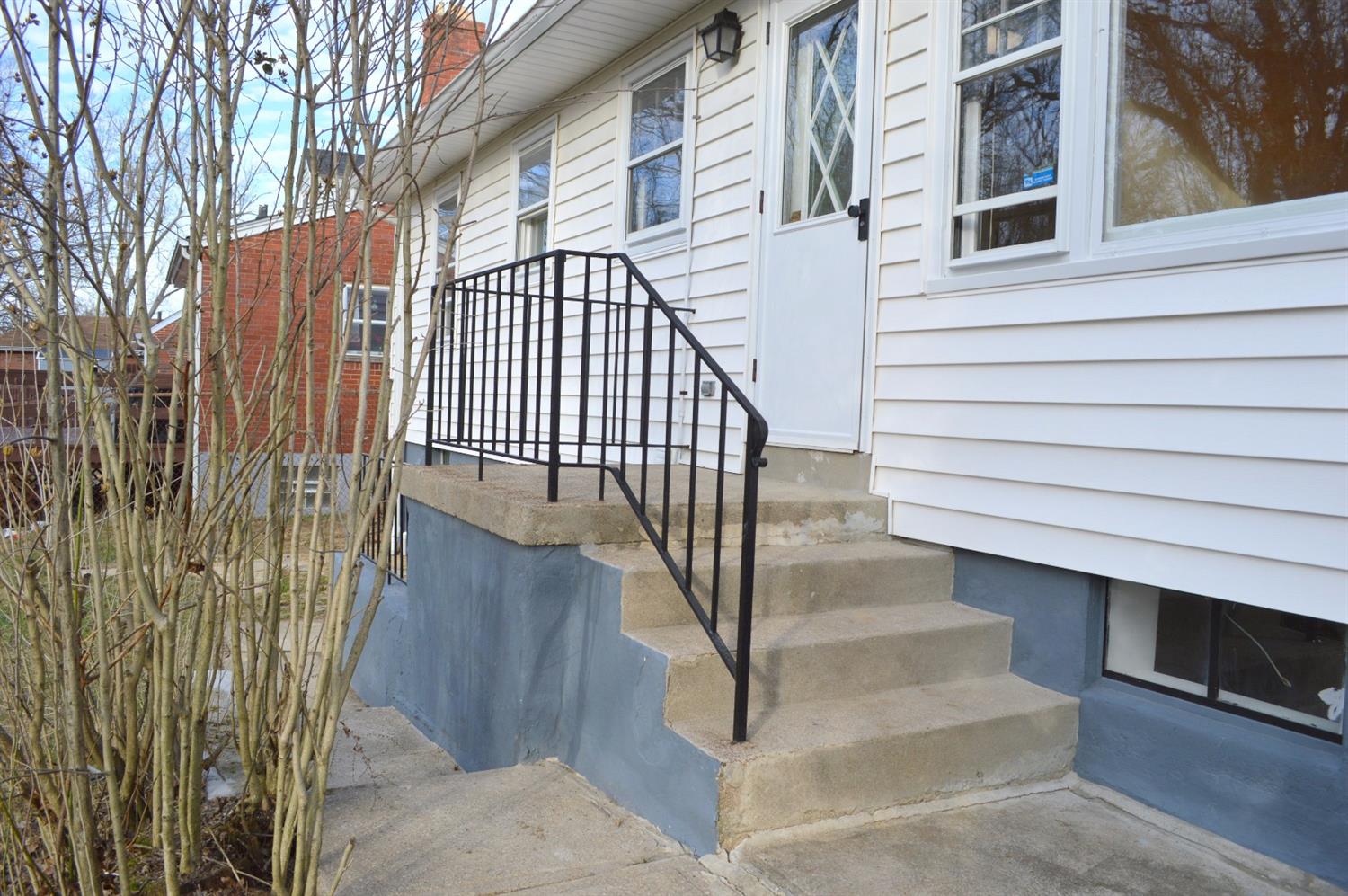 7995 Colette Ln, Cincinnati, OH 45224 photo 23