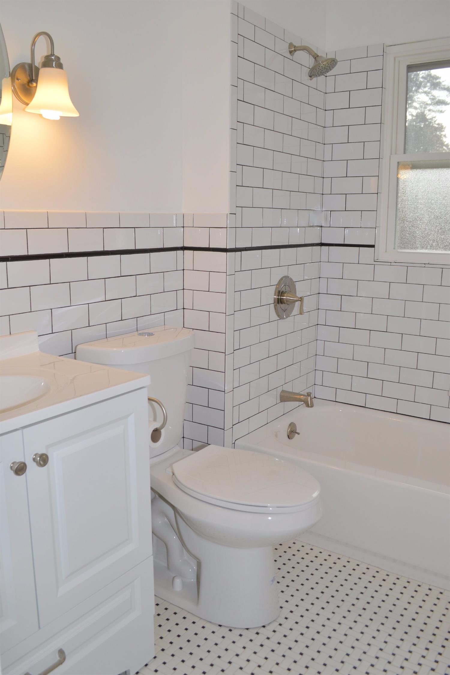 7995 Colette Ln, Cincinnati, OH 45224 photo 12