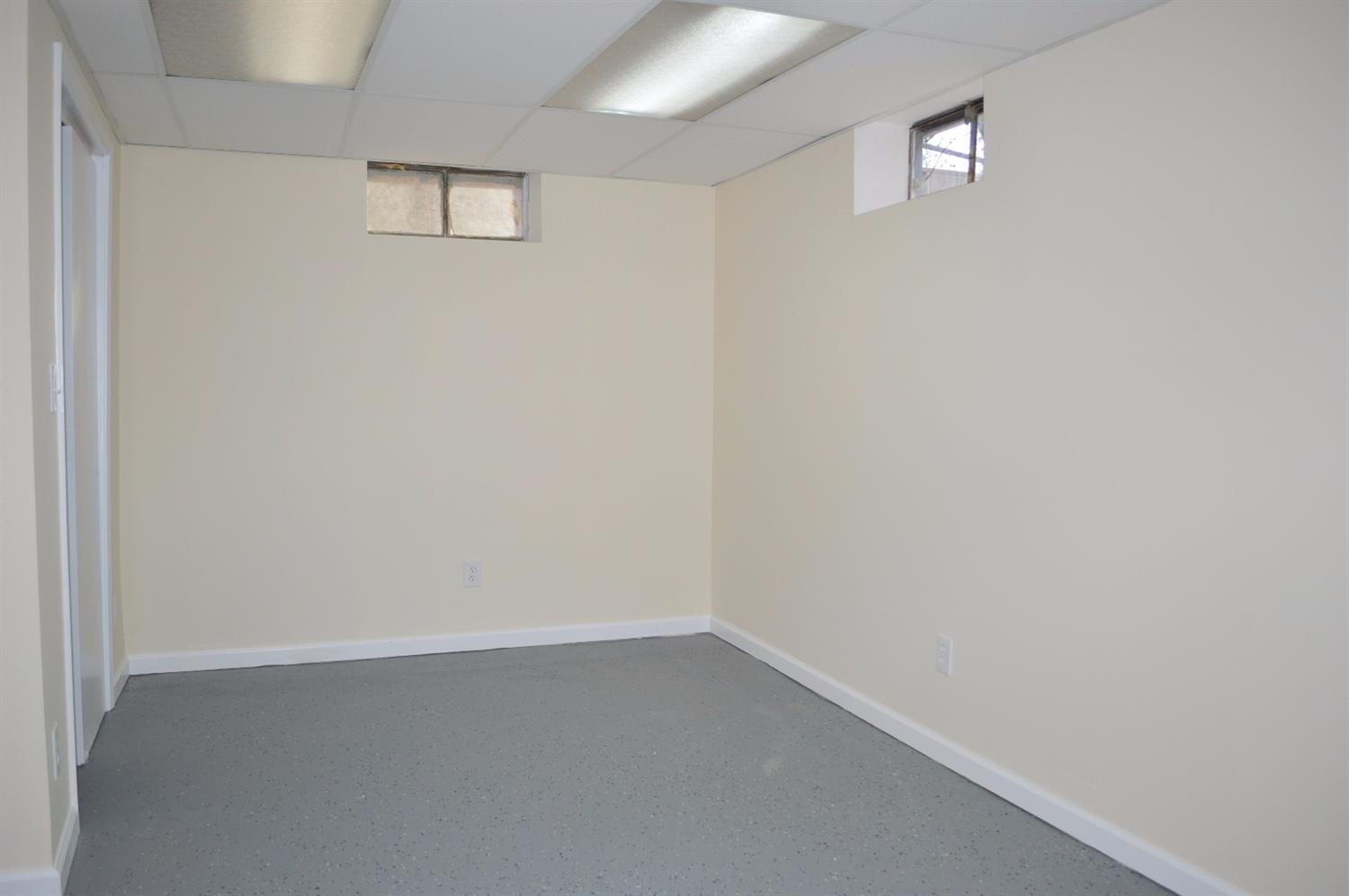 7995 Colette Ln, Cincinnati, OH 45224 photo 16