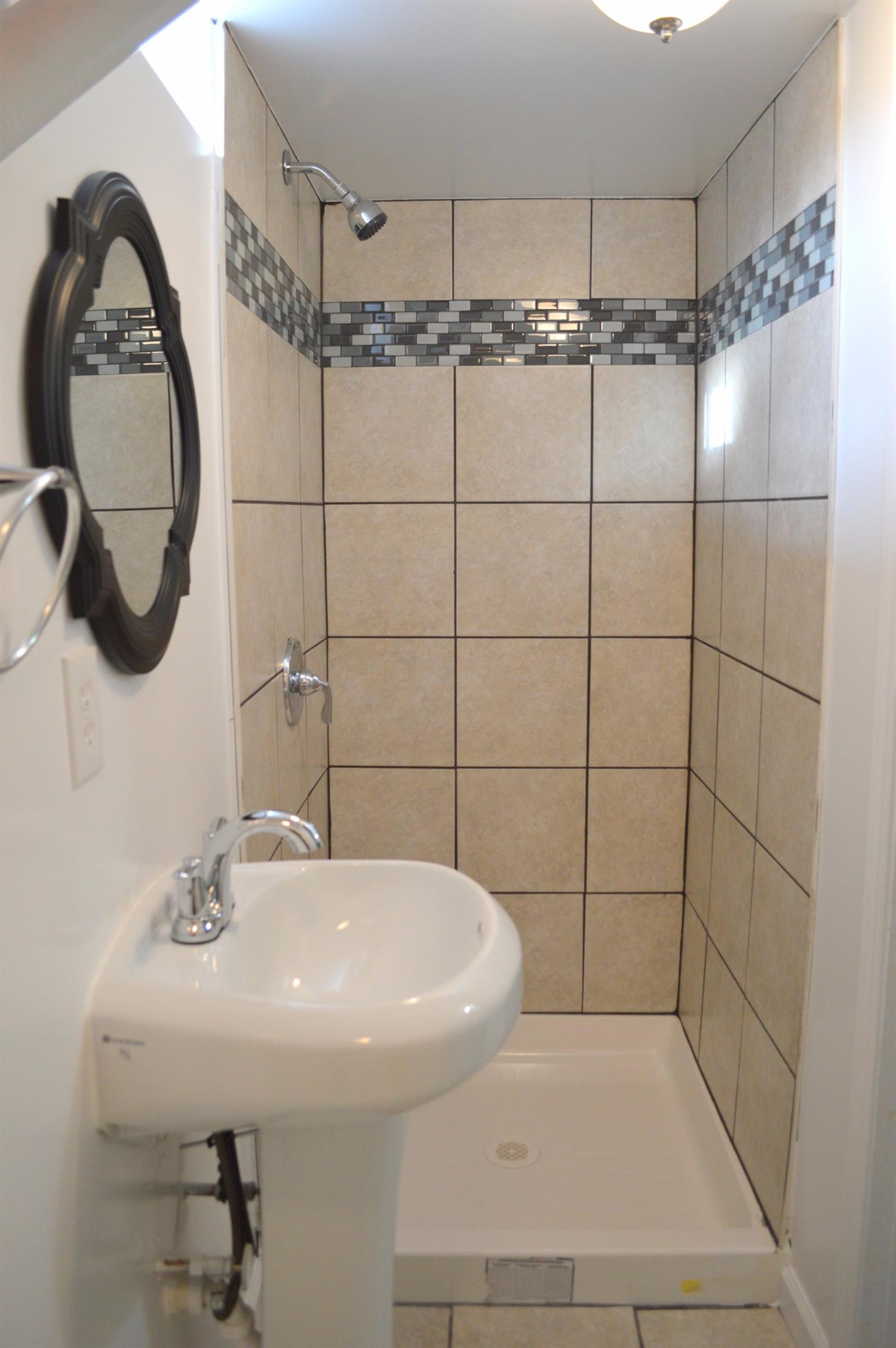 7995 Colette Ln, Cincinnati, OH 45224 photo 18