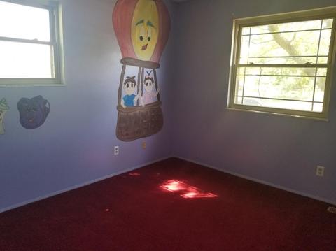 1299 Meredith Dr, Cincinnati, OH 45231 photo 9