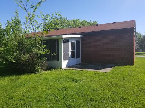 1299 Meredith Dr, Cincinnati, OH 45231 photo 4