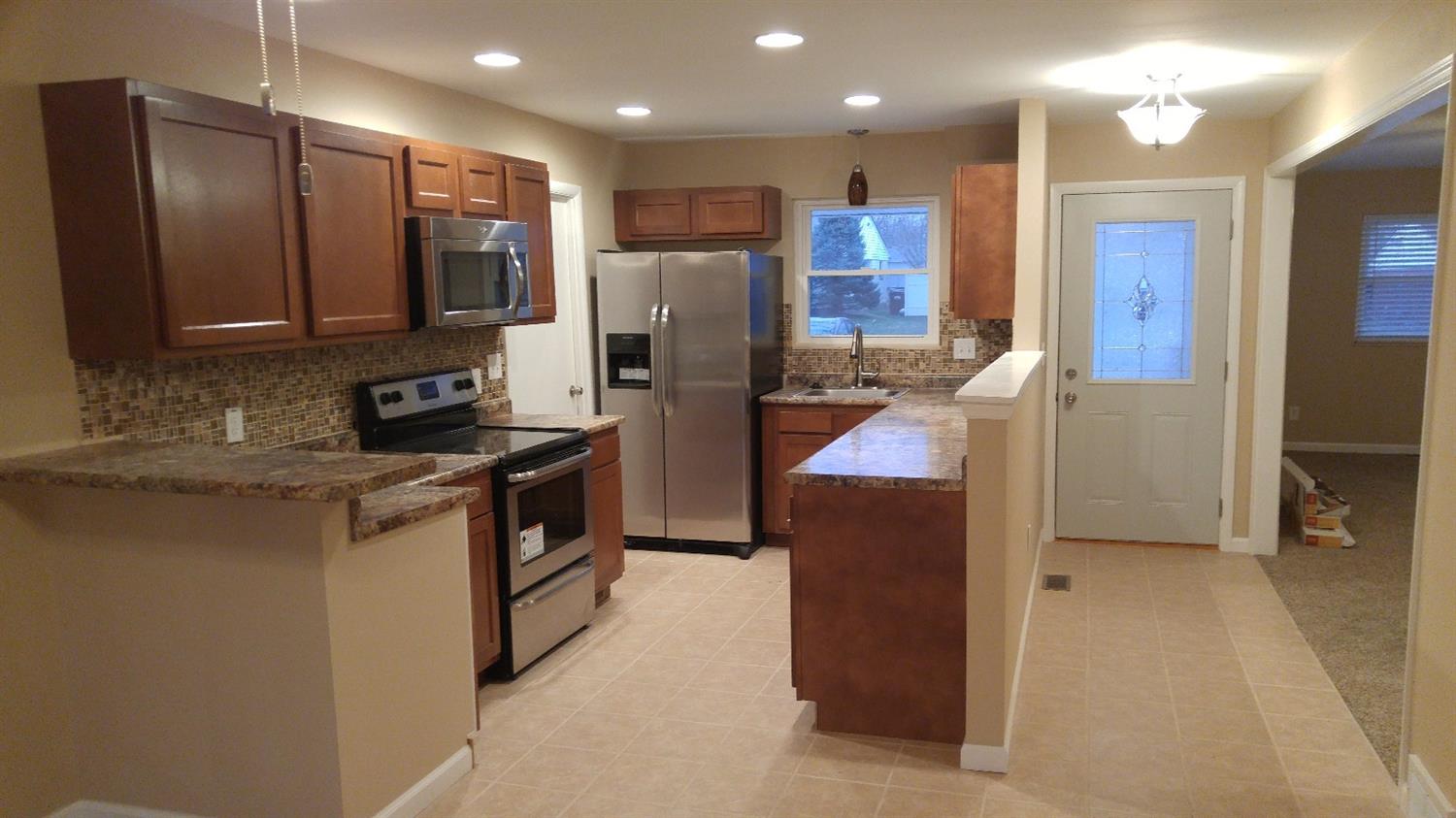 970 Harkin Dr, Forest Park, OH 45240 photo 5