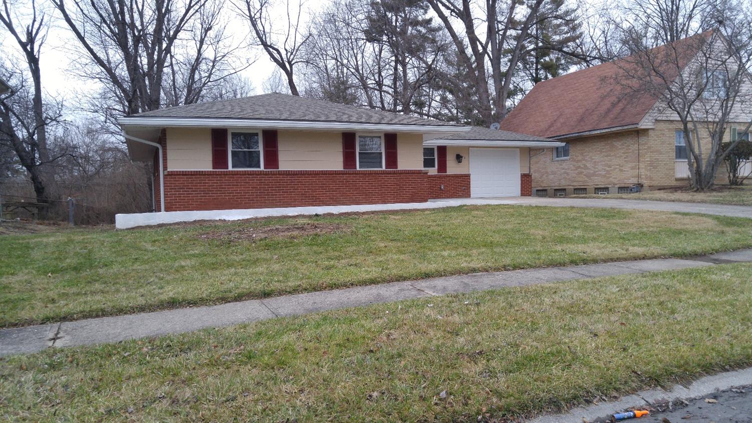 970 Harkin Dr, Forest Park, OH 45240 photo 2