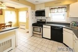 1773 Ashbrook Dr, Cincinnati, OH 45238 photo 9
